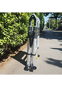 Thang nhôm rút đôi, có bánh xe di chuyển tiện lợi, thanh giằn khóa và thân thang an toàn, chiều cao từ 3,8m - 8m