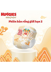 Tã quần Huggies Skin Perfect phiên bản Rồng giới hạn Super Jumbo XL52+6 miếng với 2 vùng thấm giảm kích ứng da