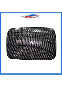 Ốp nắp bình xăng Xpander 2018-2020 vân cacbon chống trầy trang trí ô tô