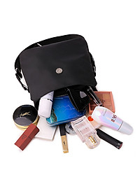 Túi đeo chéo nữ phong cách dễ thương – BEE GEE DCNU1083