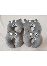 Gối chữ U Nhà của Mẹ thích hợp sử dụng làm gối ngủ văn phòng, gối du lịch kích thước  27x24x6 cm - màu sắc giao ngẫu nhiên