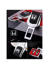 Chốt cài khóa dây an toàn trên ô tô bằng thép có thương hiệu xe 1 chiếc