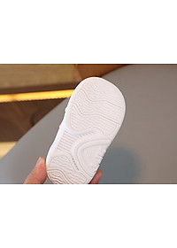 Giày cho bé phong cách dễ thương – GTE9118