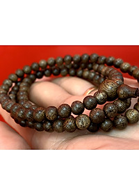Vòng tay 108 hạt trầm hương thiên nhiên - Phi Long