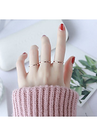 Nhẫn nữ titan không đen bản nhỏ one love ( 1 chiếc )