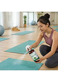 Xịt Khử Mùi Tức Thì Thảm Yoga, Dụng Cụ Thể Thao Từ Tinh Dầu Thiên Nhiên AroMazz, Khử Mùi Làm Thơm Thảm Yoga Thư Giãn Chai Lớn 300ml
