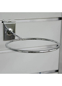 Giá trưng bày quả bóng đá cài tấm SMLIFE Slatwall