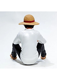 Mô hình One Piece : Mô hình Luffy ngồi