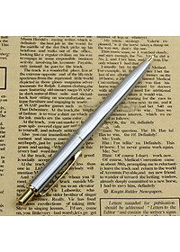  Bút Bi Ngòi Bấm Nét 0.7mm Mực Xanh Vỏ Kim Loại BP037 Thanh cài Vàng