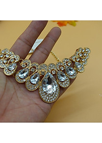 Bộ trang sức dây chuyền và bông tai đính hạt - A021