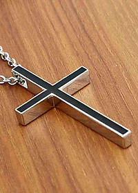 Mặt dây chuyền thánh giá MDC322 (Màu Đen)