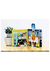 Sách Tương Tác - Sách Chuyển Động - First Explorers - Astronauts - Nhà Du Hành Vũ Trụ