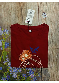 Áo phông ngắn tay, áo thun nữ cộc tay VICCI AP.01.5 chất liệu cotton vân gỗ in hoạ tiết cô gái