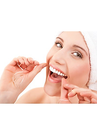 Cuộn chỉ nha khoa Lion Clinica Advantage 40m làm sạch các mảng bám giữa kẽ răng & ngăn ngừa các bệnh lý về răng miệng - Made in Japan