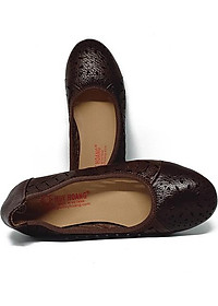 Giày nữ hoa văn Huy Hoàng da bò màu nâu đất HT7949