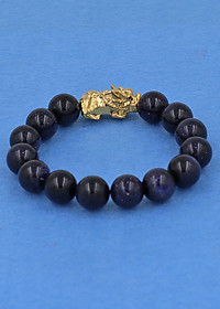 Chuỗi đeo tay đá lam sa 12 ly - cẩn Tỳ Hưu inox vàng VLSTHV12