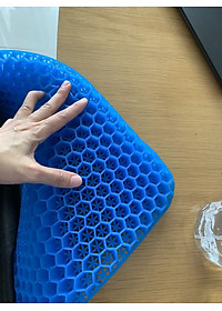 Đệm Ngồi 3D Silicon 2 Lớp Tổ Ong Lót Ghế Thoáng Khí Chống Đau Mỏi Lưng Amalife 
