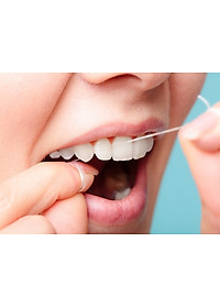 Cuộn chỉ nha khoa Lion Clinica Advantage 40m làm sạch các mảng bám giữa kẽ răng & ngăn ngừa các bệnh lý về răng miệng - Made in Japan