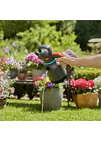 BÌNH TƯỚI CÂY ÁP SUẤT 1.25 LÍT GARDENA 11120-20