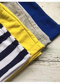 Combo 2 quần short trẻ em từ 10-30kg - Cotton thiên nhiên - 2 màu ngẫu nhiên