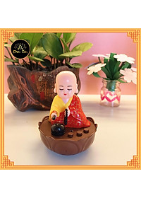 Tượng chú tiểu tụng kinh gõ mõ sạc pin type C có nhạc có đèn trang trí xe hơi, phong thủy, bàn làm việc đồ thờ cúng shop Diệu Tâm -chú tiểu có nhạc