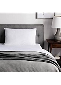 1 cặp ruột gối hơi cao cấp - Gòn bông nhân tạo an toàn sức khỏe, không chứa chất độc hại - Có khóa kéo dễ dàng thêm bớt gòn bên trong - Êm ái, mềm mịn