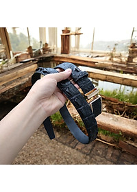 Thắt lưng da cá sấu có gù rất đẹp. DA CÁ SẤU THẬT 100%. Kích thước chuẩn 3.5x120cm phù hợp với cả quần tây và quần jean