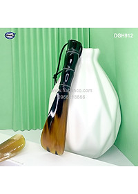 Đón giày bằng sừng tay cầm đốt trúc VIP (Dài 20cm) DGH912 - Chuyên dụng cho giày cao cấp - Cho giày Nam & Nữ - Product of HAHANCO