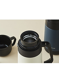 Bình giữ nhiệt Lock&Lock Easy Outdoor Vacuum Bottle màu trắng ngà LHC1485IVY 1,8L - Hàng chính hãng có quai xách, nắp dùng làm cốc nước - JoyMall