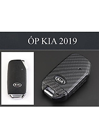 Ốp Chìa Khóa Xe Kia Cerato 2019 2020 Mẫu Carbon kèm Móc Khóa