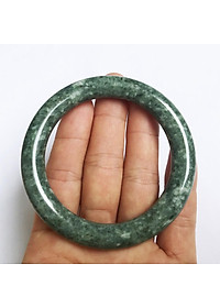 Vòng tay ngọc tự nhiên màu xanh cho mệnh Hỏa và Mộc hàng mới độc lạ vừa khai thác(Đá thật của VN)