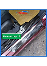 Bộ nẹp bước chân trong ngoài vân Cacbon xe City 2021 chống trầy làm đẹp ô tô