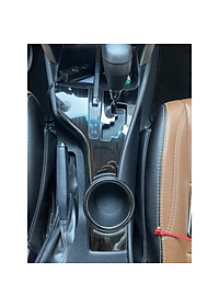 Bộ ốp nội thất dành cho Toyota Innova 2017 - 2020 mẫu titan