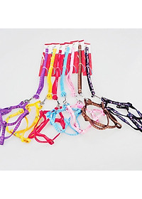 Dây dắt có yếm nhiều họa tiết dễ thương MÀU NGẪU NHIÊN