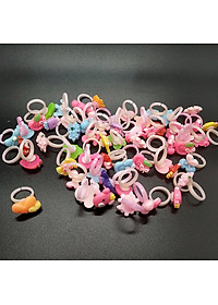 Combo 10 nhẫn nhựa cho bé gái dễ thương và xinh xắn (Giao mẫu ngẫu nhiên)