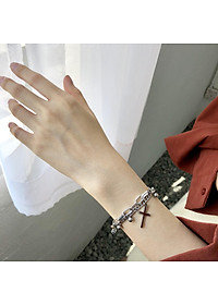 Vòng đeo tay lắc tay thời trang titan