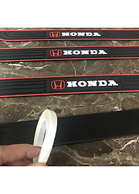 Bộ 4 miếng nẹp bước chân chống trơn trượt, trày xước xe ô tô, xe hơi cao cấp