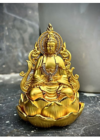 Tượng Phật Bà trang trí trong xe ô tô
