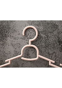 Set 10 cái Móc áo đầm vuông Hara 180 Bằng Nhựa Cao Cấp Inochi Nhật Bản (407 x 80 x 220 mm) - Giao Màu Ngẫu Nhiên