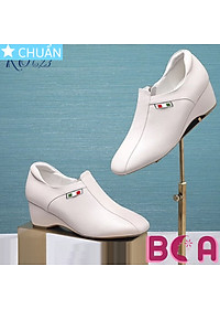 Bốt nữ đế xuồng 4p RO623 ROSATA tại BCASHOP mũi vuông sành điệu kết hợp huy hiệu thời trang cực đẹp nhé