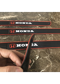 Bộ 4 miếng nẹp bước chân chống trơn trượt, trày xước xe ô tô, xe hơi cao cấp