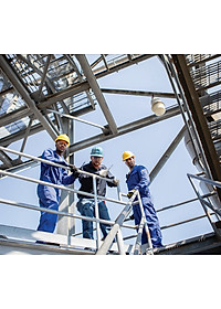 Bộ đàm Motorola GP-328Plus phiên bản nhỏ gọn. Công suất lớn 5W giúp phá vật cản tốt, đàm thoại liên tục 16 giờ – Hàng nhập khẩu