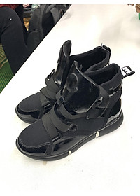 Giày sneaker nữ cao cổ màu đen