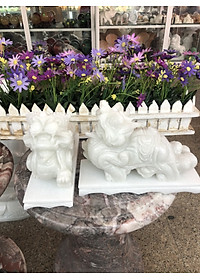 Cặp Tỳ Hưu phong thủy tài lộc đá cẩm thạch trắng có đế đá - Dài 20 cm