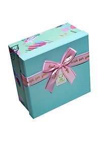 Hộp Quà Vuông V028 Phượng Hoàng 18 x 18 x 9 cm - Giao mẫu ngẫu nhiên