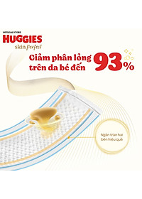 Dùng Kèm Tã Vải Tam Giác - Mẫu mới tặng thêm 6 Miếng- Miếng Lót Sơ Sinh Huggies NB1 108 miếng - Cho Bé Dưới 5kg - HSD luôn mới