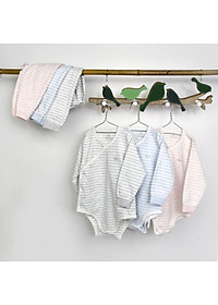 Set áo bodysuit cài chéo giữ ấm ngực dài tay kèm quần rời 100% Cotton cho bé Comfybaby