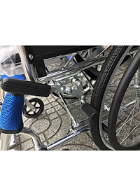 Xe Lăn Hợp Kim Nhôm Du Lịch Siêu Nhẹ Lucass X63L - màu ngẫu nhiên