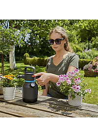 BÌNH TƯỚI CÂY ÁP SUẤT 1.25 LÍT GARDENA 11120-20