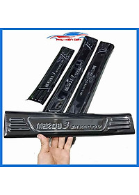 Ốp bậc cửa nẹp bước chân TITAN ô tô Mazda 3 2020-2021-2022 chống trầy bảo vệ xe